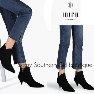 ⭐🆕 Black kitten heel booties